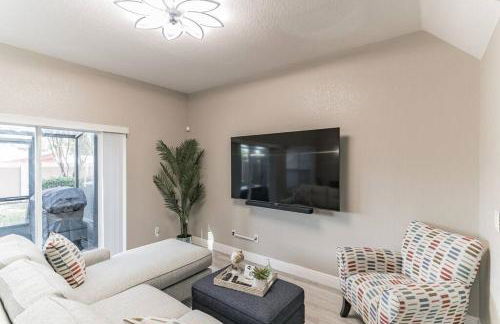 Modern 4 BR Townhouse near Disney - Foto 14
