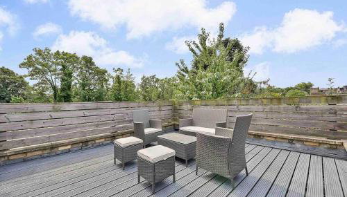 Relaxed Crouch Hill Getaway by MoreThanStays - Foto 2