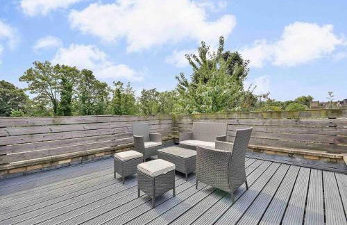 Relaxed Crouch Hill Getaway by MoreThanStays - Foto 2