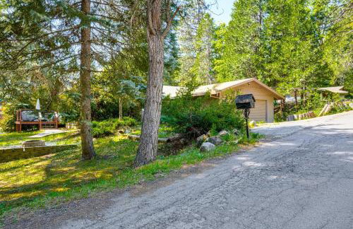 Furnished Deck and Fire Pit Sherwood Forest Cabin - Foto 27