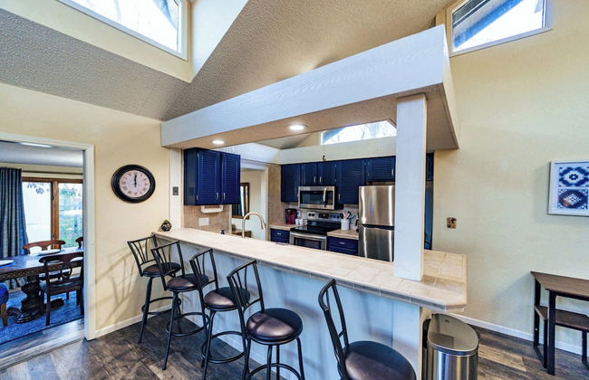 Serenity Now Quiet 4 BDR Next to Margaritaville! - Photo 15