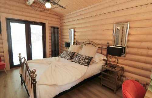 Coldmoor Lodge 6 - Photo 8