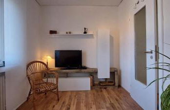 Helle Ferienwohnung mit Garten und Terrasse, direkt am Waldrand gelegen - Foto 9