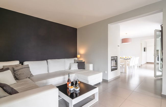 Luxurious Villa in Saint Genies de Fontedit With Heated Pool - Foto 29