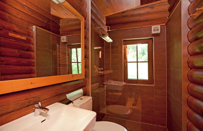 Spacious Chalet near Ski Slopes in Worgl - Photo 14