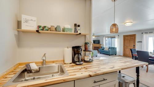 On-Site Winery and Tasting Room Oregon Bungalow! - Foto 4