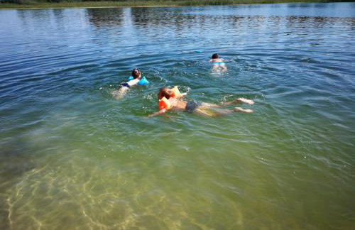 domki domek na jeziorem Wilczyńskim Budzisławskim , las, osobno ogrodzony 2-6 osób- klimatyzacja, ogrzewanie, 62-550 Zygmuntowo gm Wilczyn - Foto 7