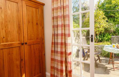 Little Acorns - Photo 23