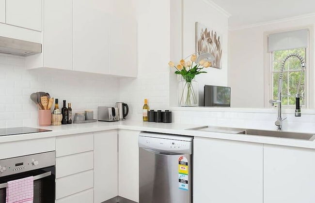 Stunning Sydney Home 6 - Photo 10