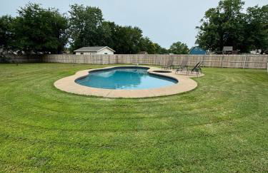 Full HOME with 2 KING BEDS and a POOL - Foto 24