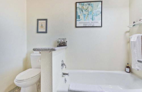 Nature Lover's Paradise Just Steps to Beach and Dogs Are Welome - Foto 21