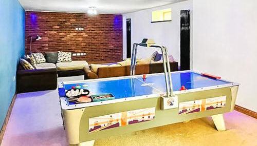 Grantham House - Photo 4