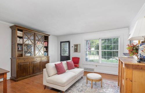 Charming Cottage | Near I-75 & Horse Park + Farms - Photo 29