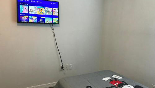 10min to Disney parks new condo free wifi & pool - Foto 2