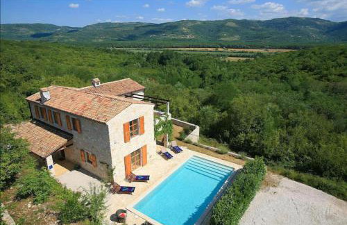 Beautiful villa in outstanding location, 10X5m pool, Wifi, stunning views - Foto 1