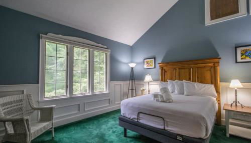 Historic 4BR Colonial with Pool Table and Fire Pit - Foto 3