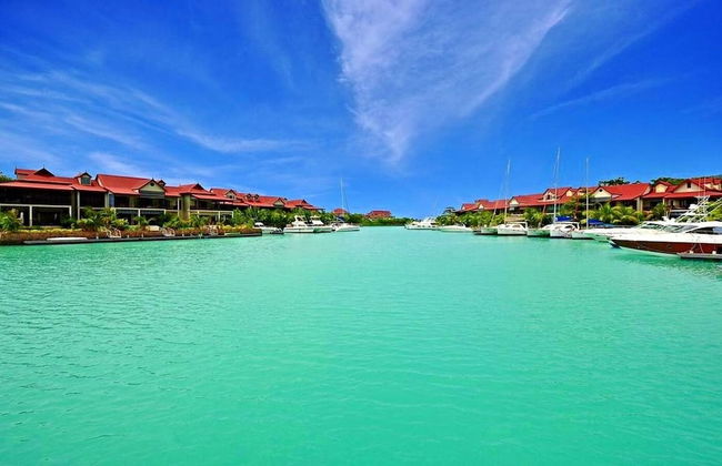 Eden Island, Beach front, Luxury, 3 Bed Ensuite, WiFi - Photo 30