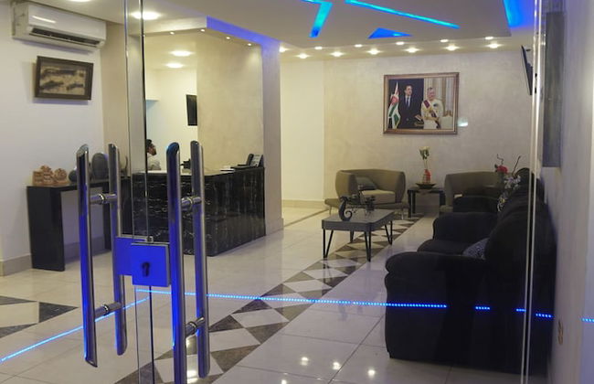 Skylight Apartments - Photo 47