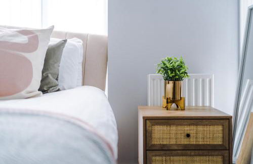 Luxury City Stay Coop Live & Etihad with Free Parking - Foto 16