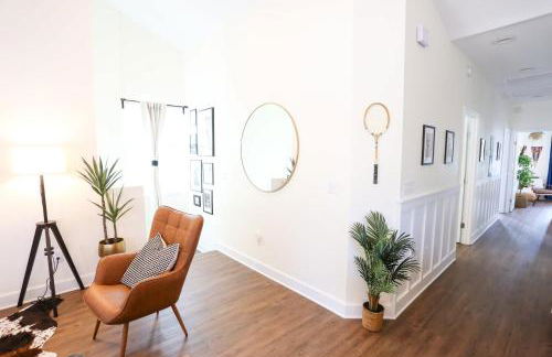 The Champion's Suite Newly Built Upscale Central - Photo 41