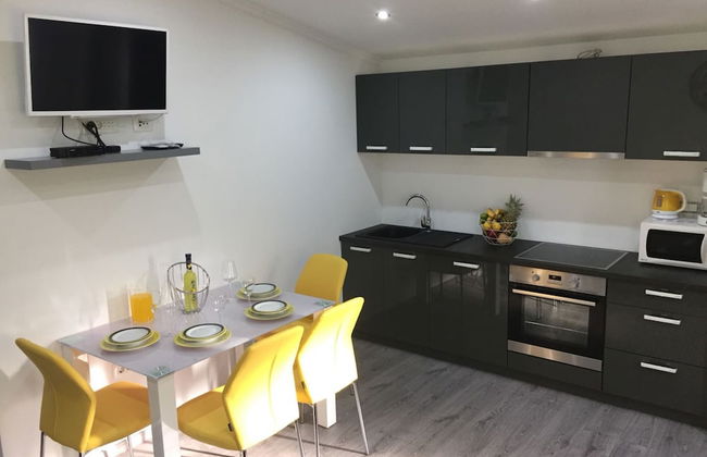 Sunflower-beautiful Modern Apt. w. Terrace&garden - Foto 7