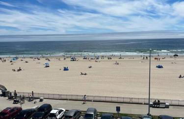Hampton Beach OCEAN FRONT Condo at the Surf - Foto 1