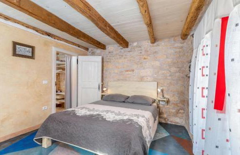 Gorgeous Apartment In Zminj With Wifi - Photo 17