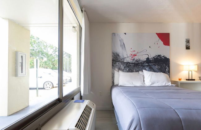 Entire Studio With Free Shuttle to Disney - Foto 2