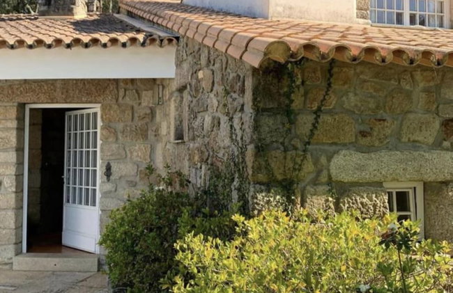 Cottage Sleeps 12 with Pool and Parking - Foto 48