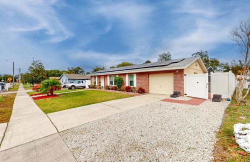 Pool Access! Dog-Friendly Retreat 16 Mi to Orlando - Photo 1