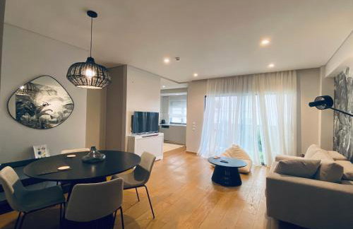 Athens Riviera 2-Bed Apt & Pool Access #Unoblu® - Photo 14