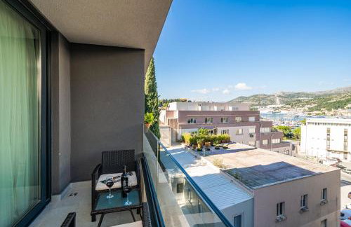 Gorgeous Dubrovnik sea view apartment with free parking - Photo 53