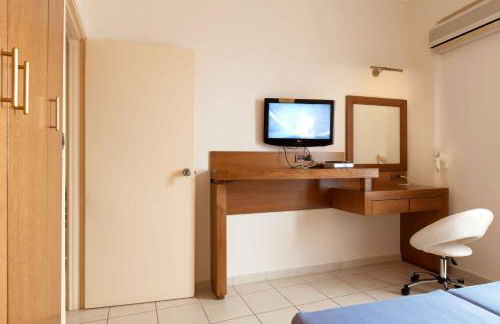 Giorgi's Blue Apartments - Photo 6