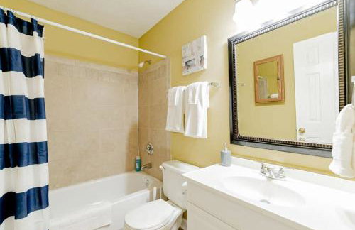 Breeze on Inn- Mins to Ft Jackson - Foto 21