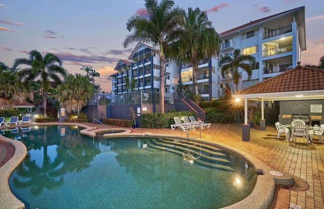 North Cove Waterfront Suites - Photo 1