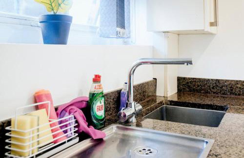 Modern Studio Flat l Sleeps 4 l Free Wifi l Leisure l One Castle Apartments - Foto 8