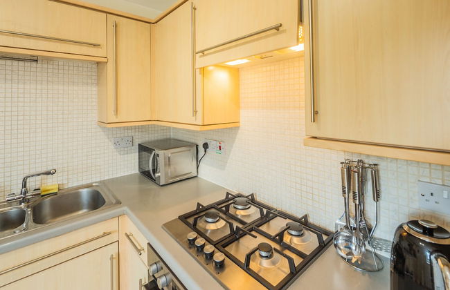 Stunning Shore Apartment with Balcony - Foto 14