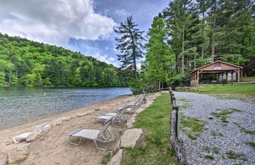 Sapphire Retreat with 2 Decks, Views and Resort Access - Foto 35