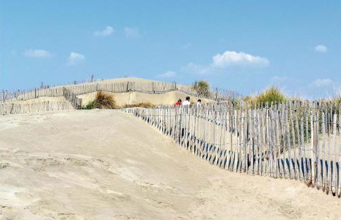 Gorgeous Apartment In Aigues-Mortes - Foto 22