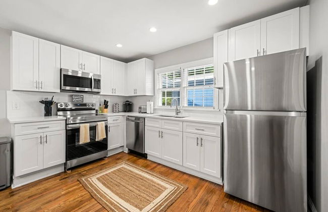 Serene 3BR Home in Historic Downtown Norcross - Foto 3