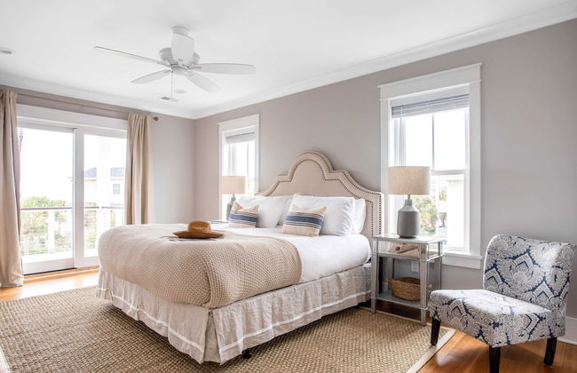 1blck to Beach, Pool, Firepit, Outdoor Kitchen, Game Room Pelican by Avantstay - Foto 18