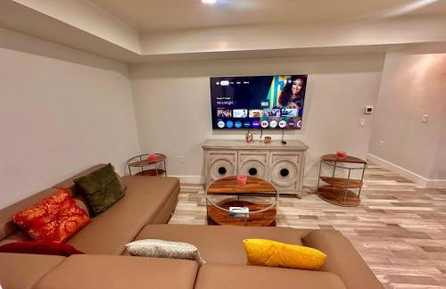 The Trendy Suite - Upgraded 2BR with Luxe Amenities - Foto 11