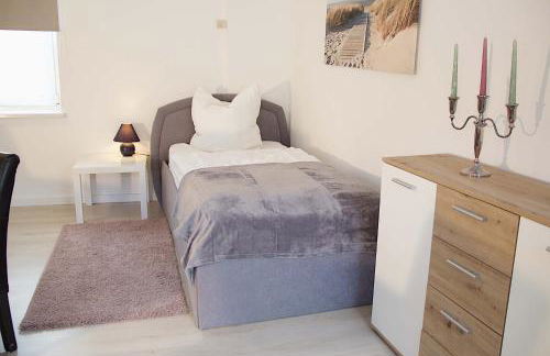 Loftartiges Appartment in Magdeburg, 2 Schlafzimmer, Küche und Bad - B - Foto 8