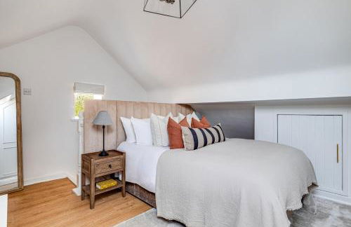 Hidden Gem Hideaway w/ Free Parking - Photo 24