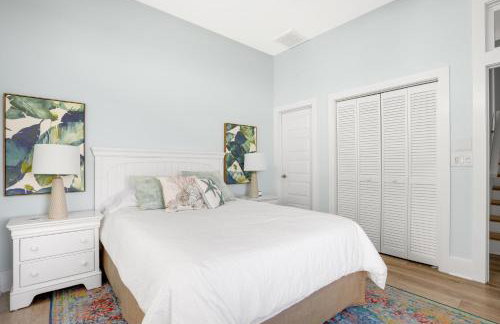 The Blue Pearl - Luxurious beachfront living with community pool! - Foto 59