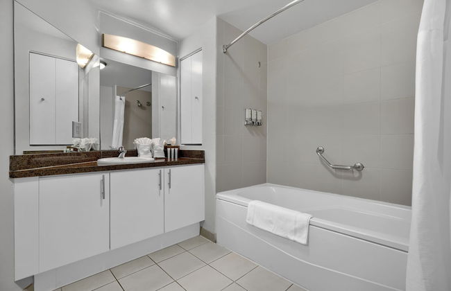 Spectacular Bay View 1bd 2baths in Grove - Foto 24