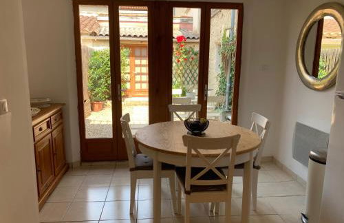 Maison cosy cœur de bastide+ cour + vue sur toits - Foto 9