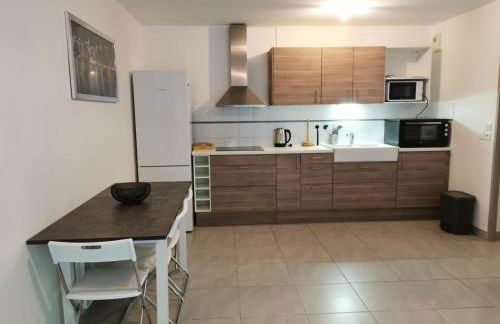 Magnifique T3 pour 8 personnes à Montpellier, WIFI, PARKING - Foto 8