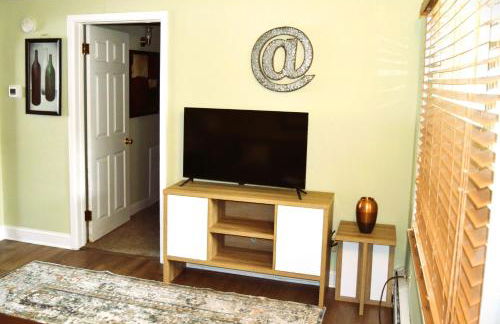 Grand Red - six-bedroom apartments near the UND campus - Foto 7