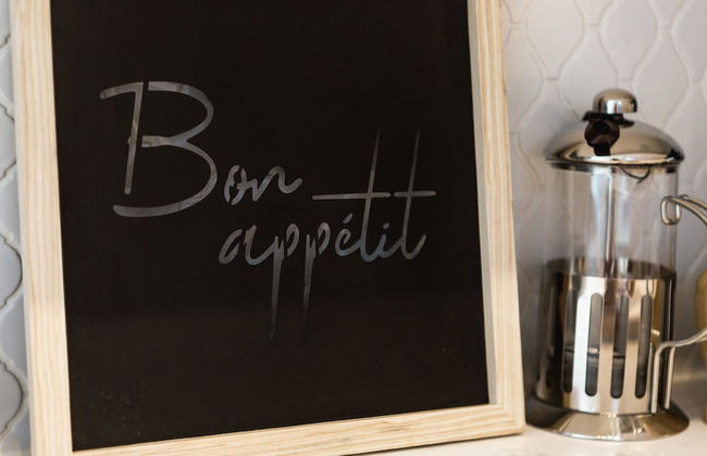 Homey & Elegant 3-bedroom House in the Annex - Foto 15